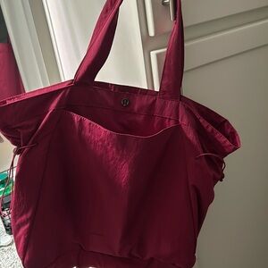 Pink lululemon tote bag